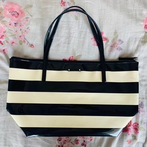 Kate Spade ♠️ Penn Valley Striped Tote!
